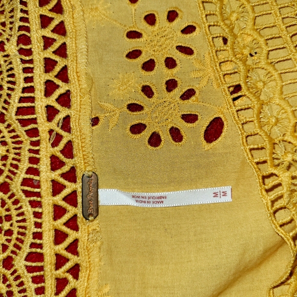 Top - Picture 3 of 6